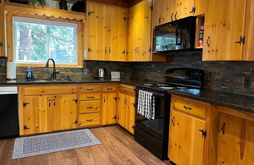 Cold Springs Cabina | Ridgeview Lodge - Amplia casa de campo de montaña cerca de Pinecrest y Dodge Ridge