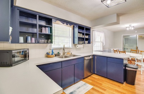 Mountain Home Casa | Spacious Mountain Home Retreat Near Norfork Lake!
