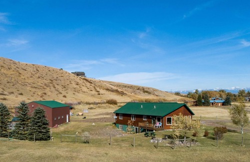 Wineglass Casa | Buffalo Jump Retreat