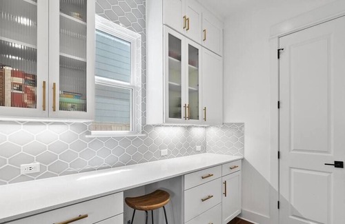 Mueller Casa | Spacious Mueller family home