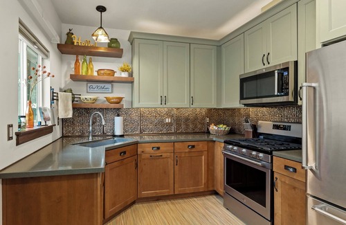 Lakeside Casa | Spacious Muskegon Retreat Near Lake Michigan, Pet Friendly,Fire Pit & EV Charger