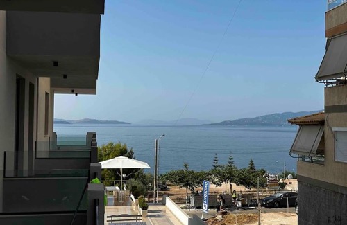 Kodrra Apartamento | Spacious New Apartment at a Seaside Residence Sarande