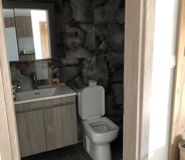 Nea Skioni Apartamento | Spacious New apartment near the sea!