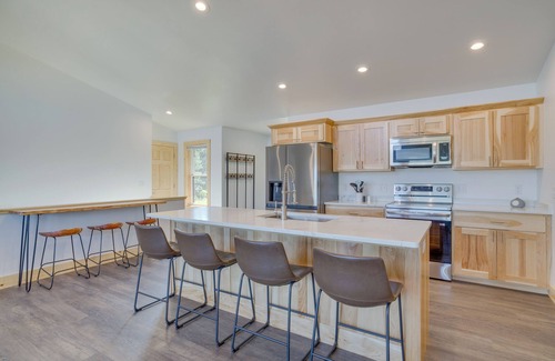 New Lisbon Casa | Spacious New Lisbon Home w/ Lake Access!