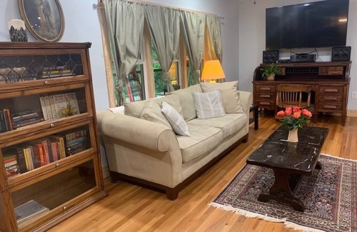 Athens Casa | Spacious, newly remodeled home with a large porch and 8 min from downtown Athens
