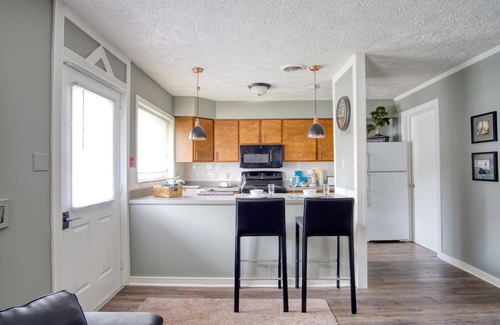 Mapleton/Fall Creek Apartamento | Spacious Newly Renovated 2Bd, Great Location!