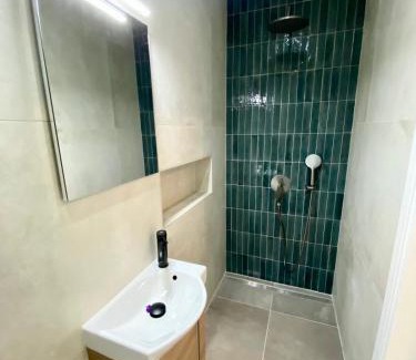 Vintijan Apartamento | Spacious, Newly Renovated, Pula Rooftop Apartment with Marina Views
