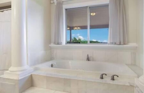 Arcadia Casa | Spacious Northern MI Home with Lake View Sunsets