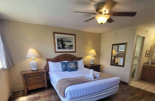Kahana Condominio | Royal Kahana 220 - FRENTE AL MAR 2 BDR / 2BA