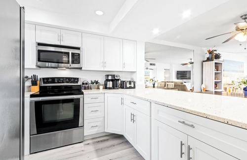 Port Canaveral Condominio | Luxury Beach Stay | Open-Concept Condo w/ Ocean Views & Pool
