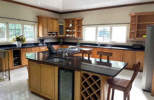 Montego Bay Villa | Spacious Oceanview Villa w/ Pool & Staff in Gated Montego Bay Community