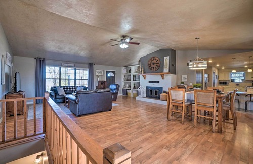 Omaha Casa | Spacious Omaha House w/ Deck & Mountain Views!