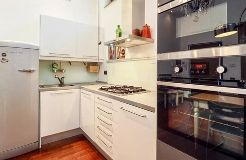 Turro Apartamento | Spacious one-bedroom apartment in the lively area of NoLo