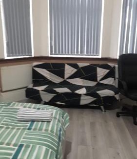 Walsall Apartamento | Spacious one bedroom flat w/parking