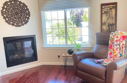 North and East Casa | Spacious One Bedroom Near San Francisco