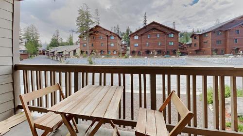 Mammoth Lakes Apartamento | Spacious One Bedroom Condo in Mammoth! Free Assigned Parking - Snowbird 107