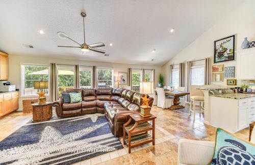 Corolla Casa | Spacious Outer Banks Home - Golf and Beach Access!