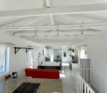 Marina da Gama Apartamento | Spacious Park Island Studio at the Lake