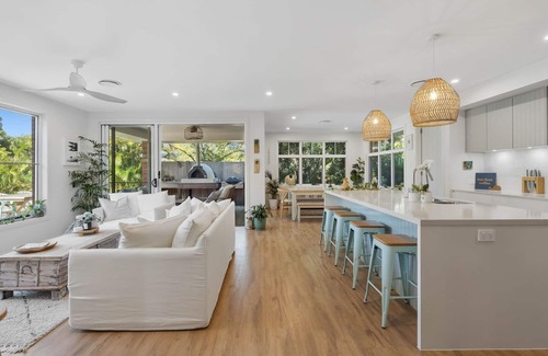 Marcus Beach Casa | Spacious & Peaceful Family Home -11 Gossamer Court, Marcus Beach
