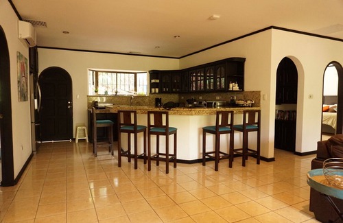 Jacó Casa | Espaciosa, Pacífica Central Pacific Jungle House Cerca de Los Sueños Marina