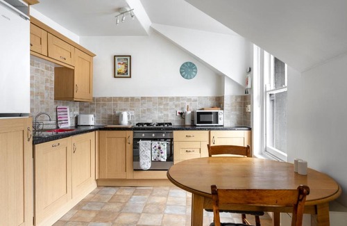 Beer Apartamento | Spacious, period building top-floor flat in heart of Beer, 3 minute walk to beach