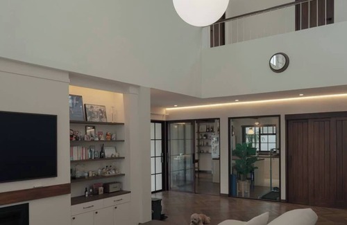 Alaminos Casa | Spacious & Pet-Friendly Home – 10 Minutes to Disney, TVs in Every Bedroom!