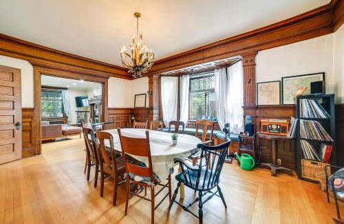 Wilkinsburg Casa | Spacious Pittsburgh Rental Walk to Frick Park!