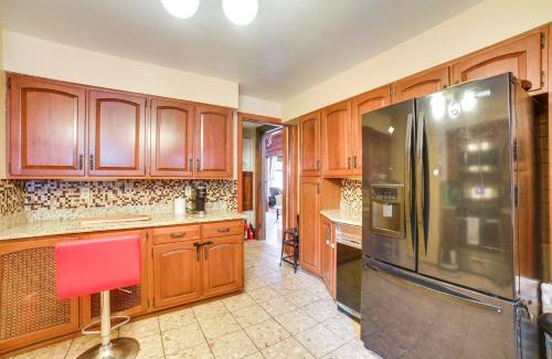 Wilkinsburg Casa | Spacious Pittsburgh Rental Walk to Frick Park!