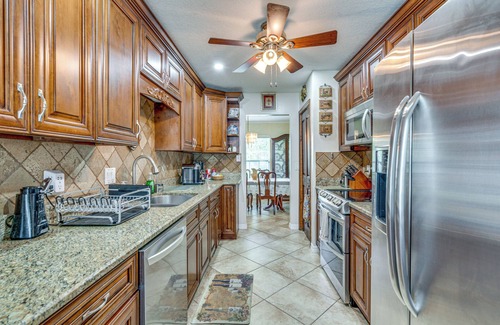 Citrus Park Casa | Spacious Pool Paradise w/ Fenced Yard in Tampa!