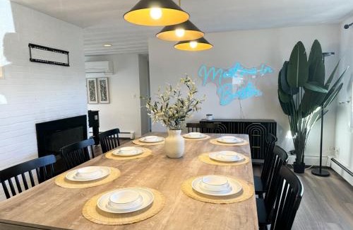 Framingham Casa | Spacious Poolside Boston Stay Sleeps 8 Pet Friendly