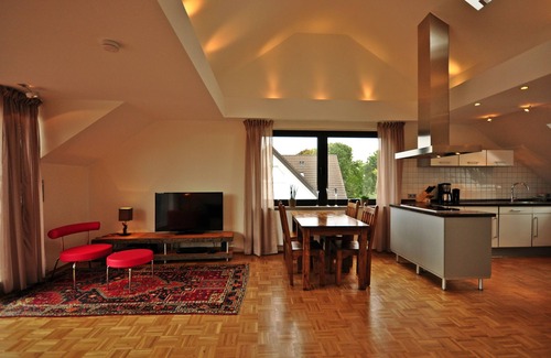 Bielefeld Apartamento | Spacious, prestigious and comfortably furnished 3-room apartment