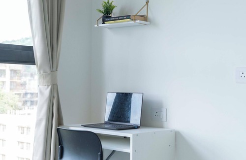 Chandivali Apartamento | Spacious Pristine, Higher Floor 3bhk near Airport