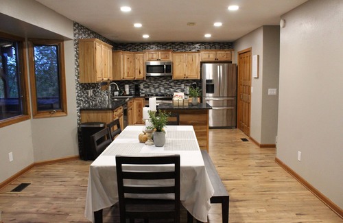 Eagle River Casa | Spacious Private Home w/ Mountain Views, 7 P Hot Tub, Lg Patios, 4Bed, Sleeps 12
