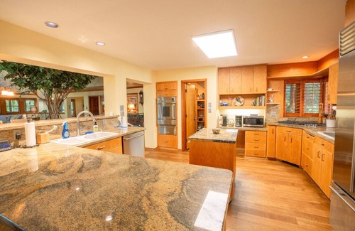 Chapel Hill Casa | Spacious, private, in nature near town