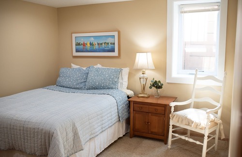 Shakopee Casa | Spacious private lower level overlooking pond!