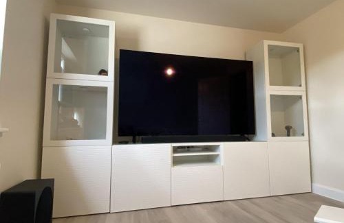 Tamworth Casa | Spacious Private Room - Small Animals Welcomed