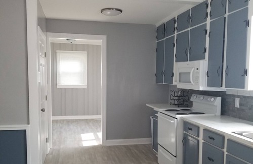Winston - Salem Casa | Spacious recently renovated home with office area. Close proximity to hospitals