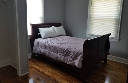 Winston - Salem Casa | Spacious recently renovated home with office area. Close proximity to hospitals