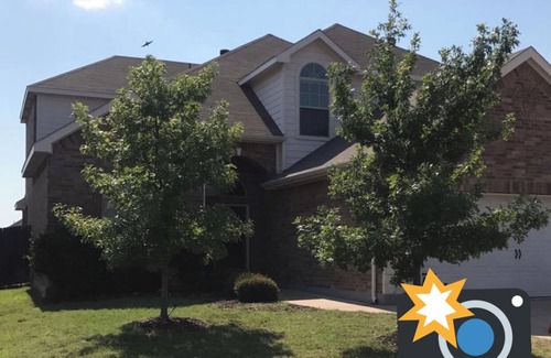 Midlothian Casa | Spacious Relaxing 4-bedroom house in brilliant Midlothian