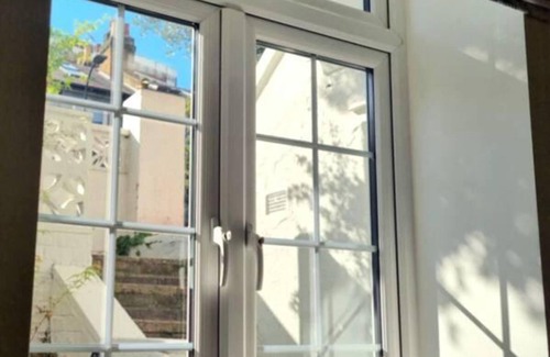 Addison Apartamento | Spacious & Renovated 1-bed Garden Flat in London