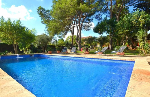 Consell Casa | Amplia casa reformada con piscina en Consell hasta 12 personas