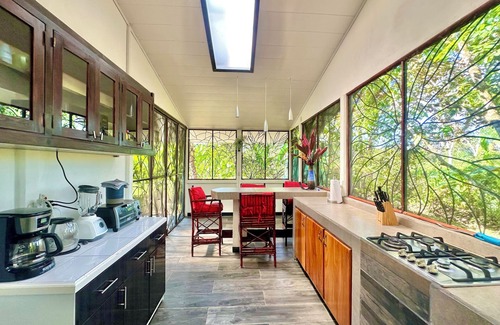 Puerto Jiménez Casa | Spacious rental home on the outskirts of Puerto Jimenez with WiFi, AC & garden