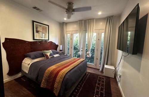 Angelino Heights Casa | Spacious Resort Getaway @ Echo Park Ranch - Luxury indoor/outdoor home steps from Sunset Blvd, Echo Park Lake, Dodgers Stadium