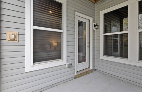 Hanover Casa | Spacious Retreat 3-Level Luxury Townhome Minutes From BWI + Casino
