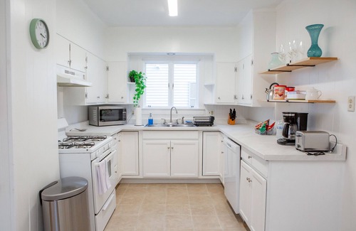 Corning Casa | Spacious Retreat Near Market Street!"