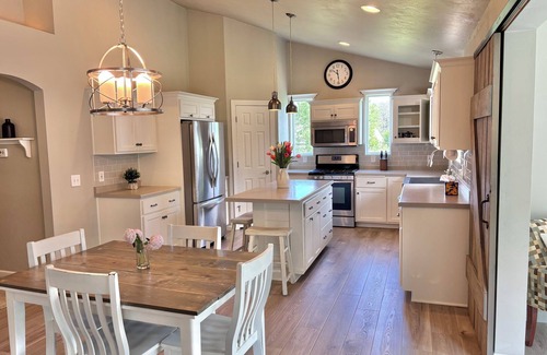 Green Bay Casa | Spacious Retreat Near Lambeau and Door County