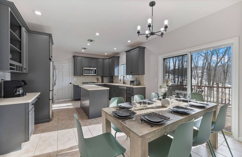Stony Point Villa | Spacious Retreat w/ Pool, Hot Tub & Game Room