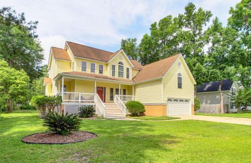 Richmond Hill Casa | Spacious Richmond Hill Hideaway with Deck!
