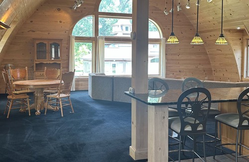 Viola Casa | Spacious River Retreat on the Kickapoo River