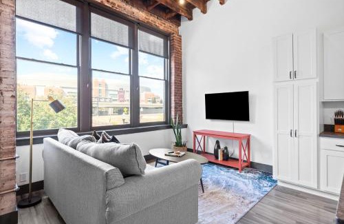 Downtown St. Louis Apartamento | Spacious Riverfront Loft, Steps to Gateway Arch & Dining, 201